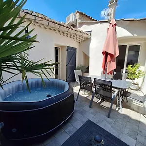  Hébergement de vacances La Bonbonnière Au Pied Du Ventoux
